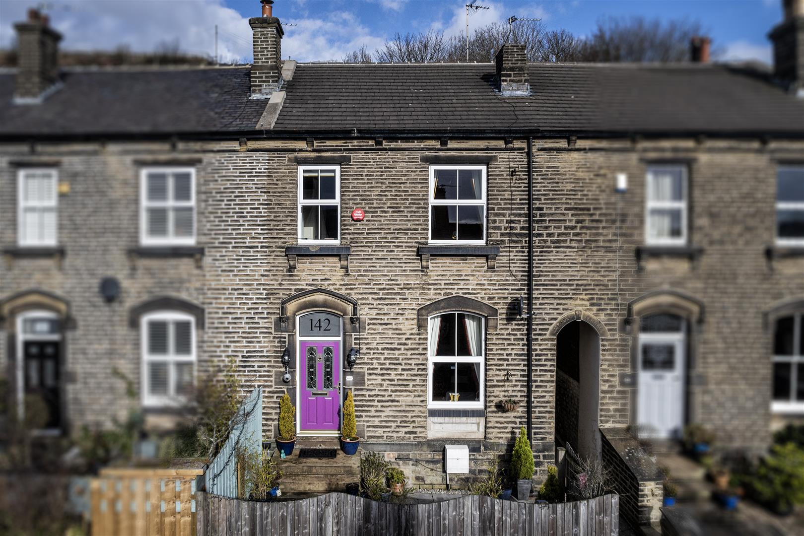House Terraced Longwood Gate, Longwood, Huddersfield